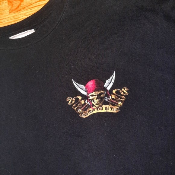 Vintage Disney Pirates of Caribbean y2k shirt - Picture 3 of 5